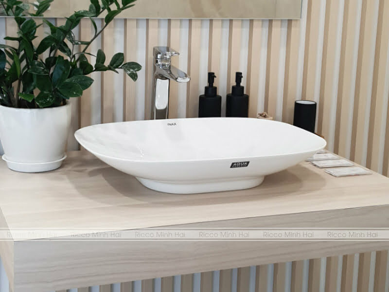 voi chau inax cho nha tam