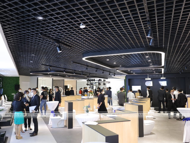 Showroom thiết bị vệ sinh TOTO