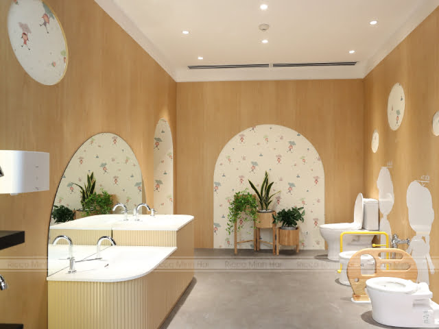 phòng vệ sinh cho các bé